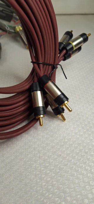 Cables RCA de Audio y Vídeo