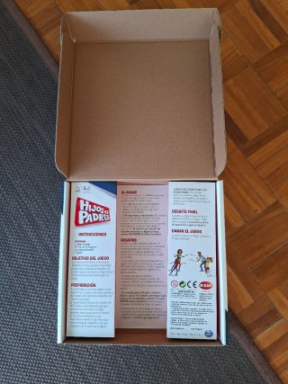Juego de mesa Hijos vs Padres, de Bizak