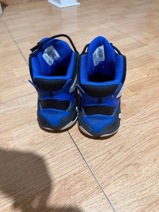 Zapatillas Jordan Blanco y Azul