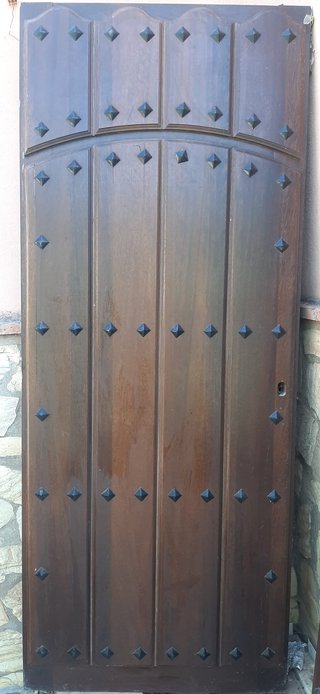 Puertas de Entrada de Madera Maciza  teca nueva