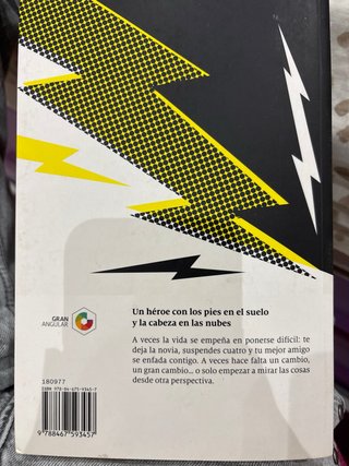 Nunca seré tu héroe