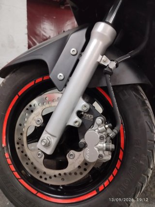 Honda Dylan 125cc Scooter Negra/Gris