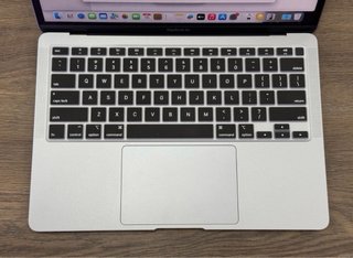 MACBOOK AIR M1