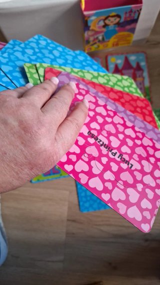 Juego de tarjetas Ibilgailuak y Printzesak