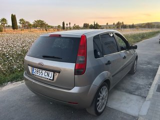 Ford Fiesta 2004