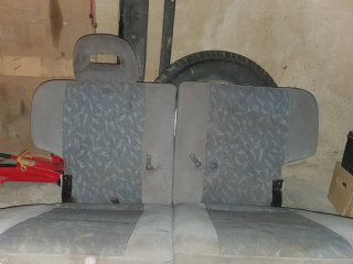 Asientos traseros Nissan Terrano II