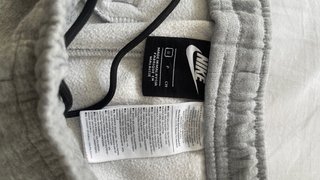 Pantalón Nike Gris