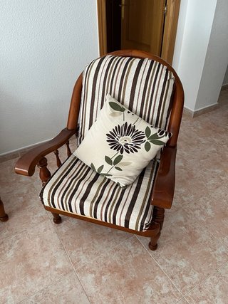 2 Butacas de Madera Maciza