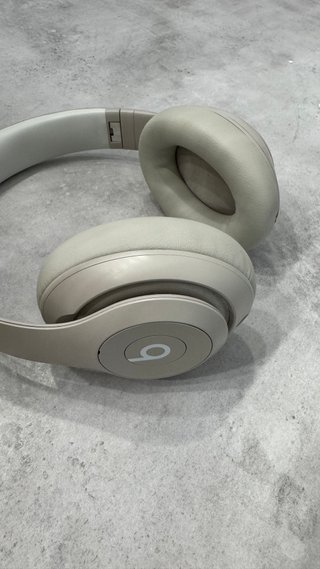 Beats Studio Pro 4 Beige