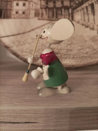 Juguete Antiguo de Madera, ratita presumida