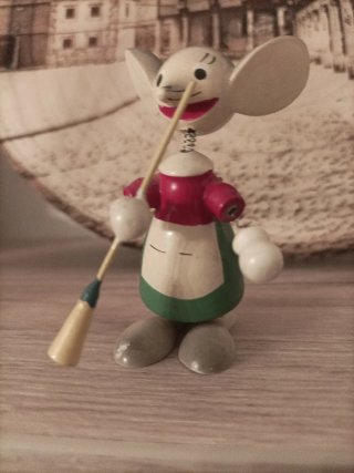 Juguete Antiguo de Madera, ratita presumida