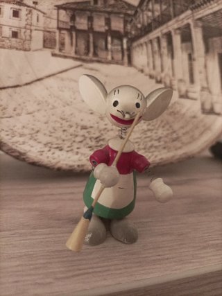 Juguete Antiguo de Madera, ratita presumida