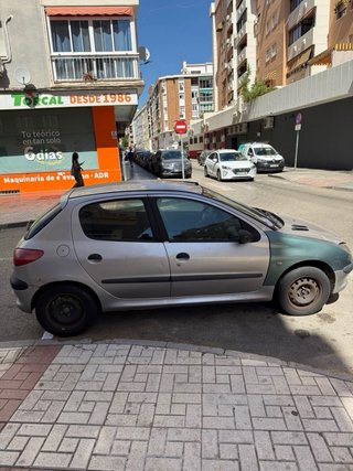 Peugeot 206 2001