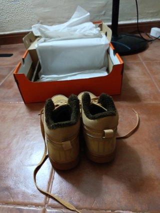 Zapatillas Nike Invierno Marrones Talla 36.5