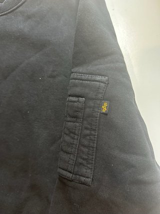 Sudadera Alpha Industries Negra y Roja M