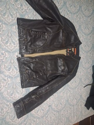 Cazadora de piel para hombre