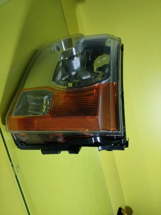 FARO DELANTERO IZQUIERDO LAND ROVER DISCOVERY III