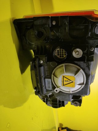 FARO DELANTERO IZQUIERDO LAND ROVER DISCOVERY III