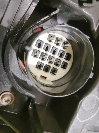 FARO DELANTERO IZQUIERDO LAND ROVER DISCOVERY III