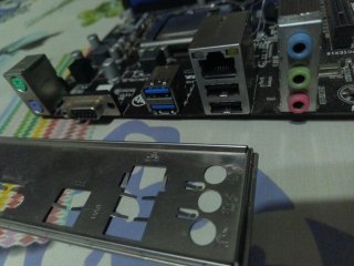 Placa Base Gigabyte GA-H81M-S1 + i5 4460 + 8GB