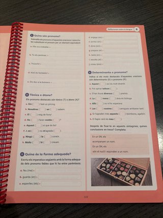 Seqüències dòssier de llengua catalana i litera...