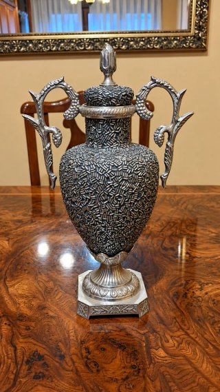 Jarrón decorativo vintage plateado estio clásico