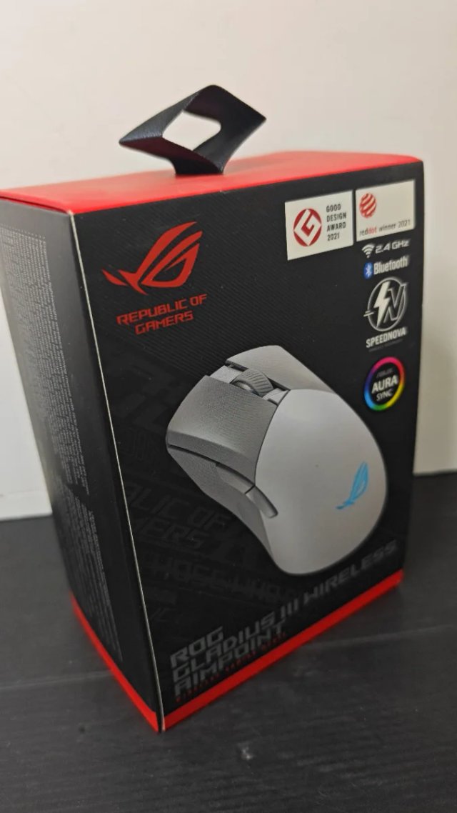 ASUS ROG Gladius III Wireless AimPoint Ratón Blanc