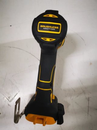 Atornillador de impacto Dewalt 18v
