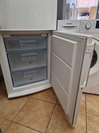 Oferta Nevera y Lavadora AEG y WINIA