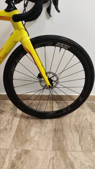 BMC Roadmachine Ultegra Di2