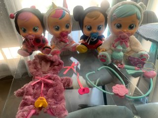 Set de 4 bebes llorones grandes con accesorios