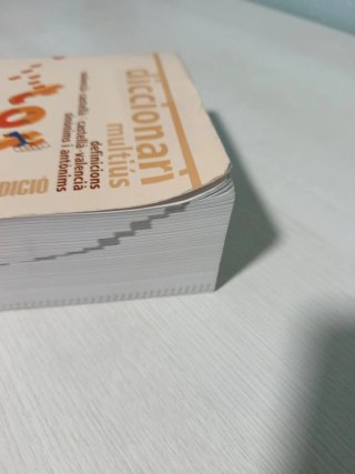 Diccionari multiús