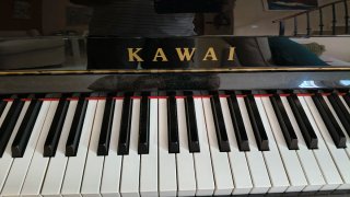 Piano Vertical Kawai