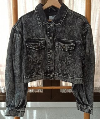 Chaqueta Vaquera Negra Bershka Talla M