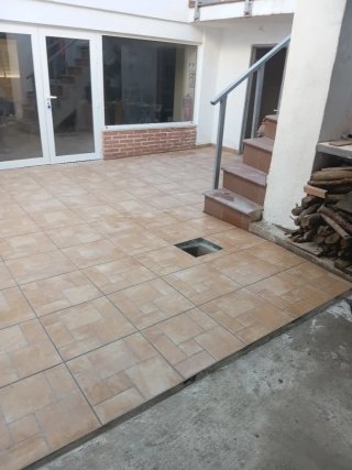 Instalación Tuberías y Baldosas