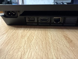 PS4 Slim Negra