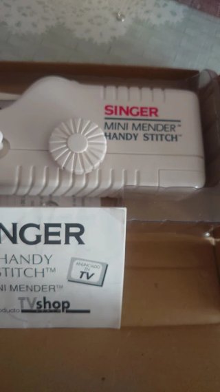 Máquina de Coser Portátil Singer Handy Stitch