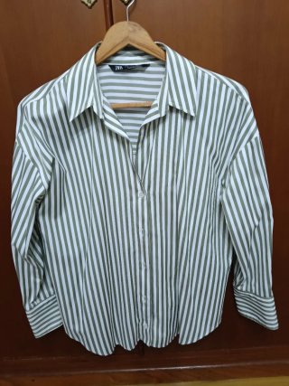 Camisa Zara Rayas Verde y Blanca