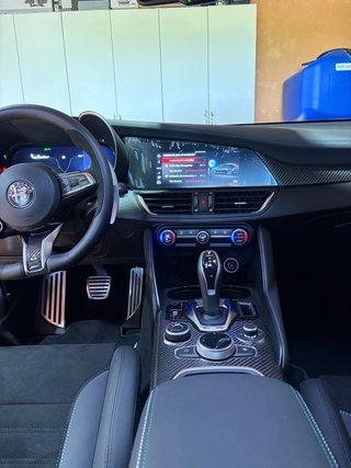 GUILIA QUADRIFOGLIO 2.9 V6 BITURBO 2000KM 30/12/25