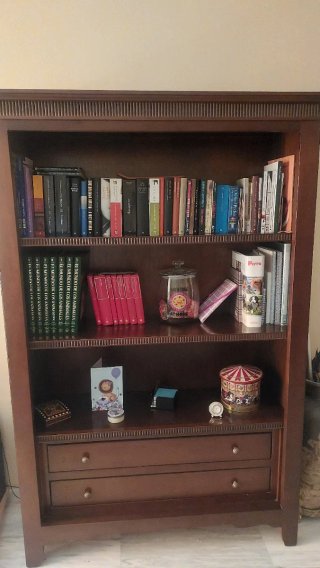 Librería de Madera Maciza Estilo Clásico