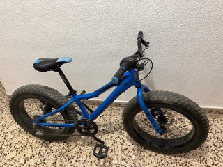 Bicicleta de Montaña B-PRO Azul. Muy buen estado
