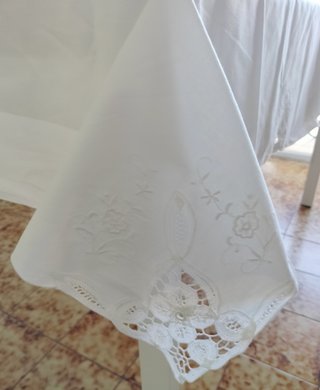 Manteleria vintage en Lino