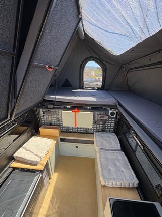 Toyota Hilux 2023 camper Alu cab
