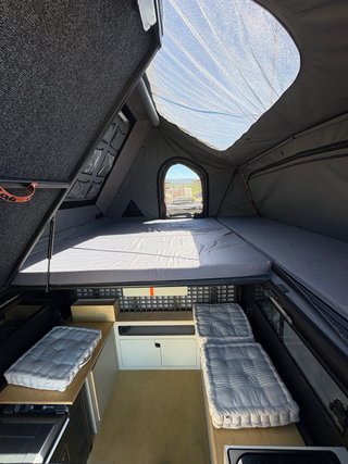 Toyota Hilux 2023 camper Alu cab
