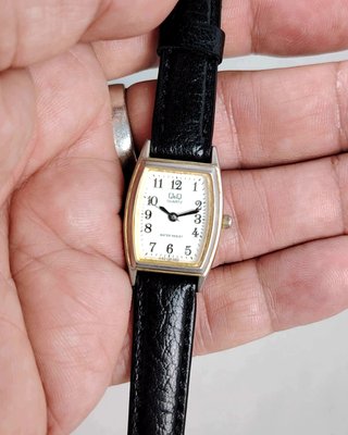 Reloj Q&Q Vintage Rectangular