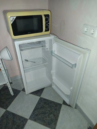 Microondas Grill Amarillo