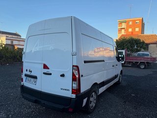 Nissan NV400 2020