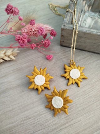 Conjunto Eguzkilore Pendientes y Collar