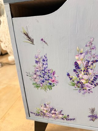 Mesita Auxiliar Vintage Lavanda