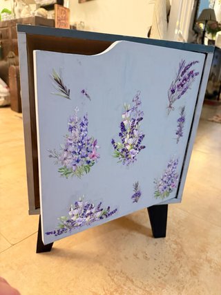 Mesita Auxiliar Vintage Lavanda